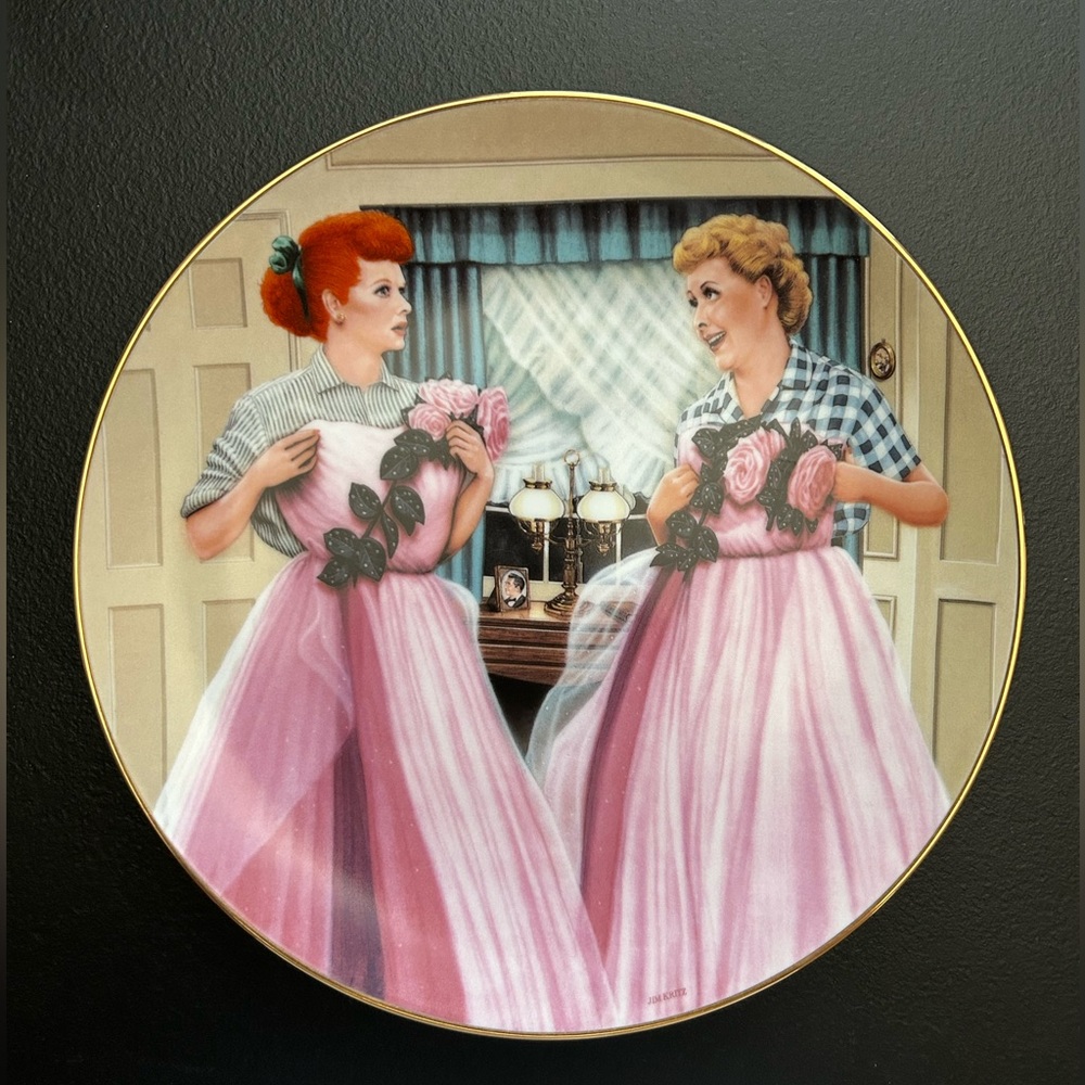 I love Lucy plate. 8 1/2 inches.